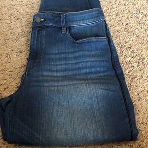 Bundle for @meldil1.